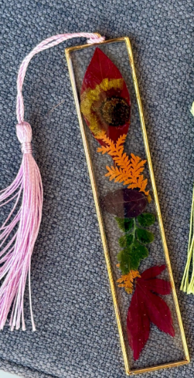 Pressed Flower Bookmark | Resin Wildflower Tassel Bookmark Bookmarks Consecrated Jewelry Co.