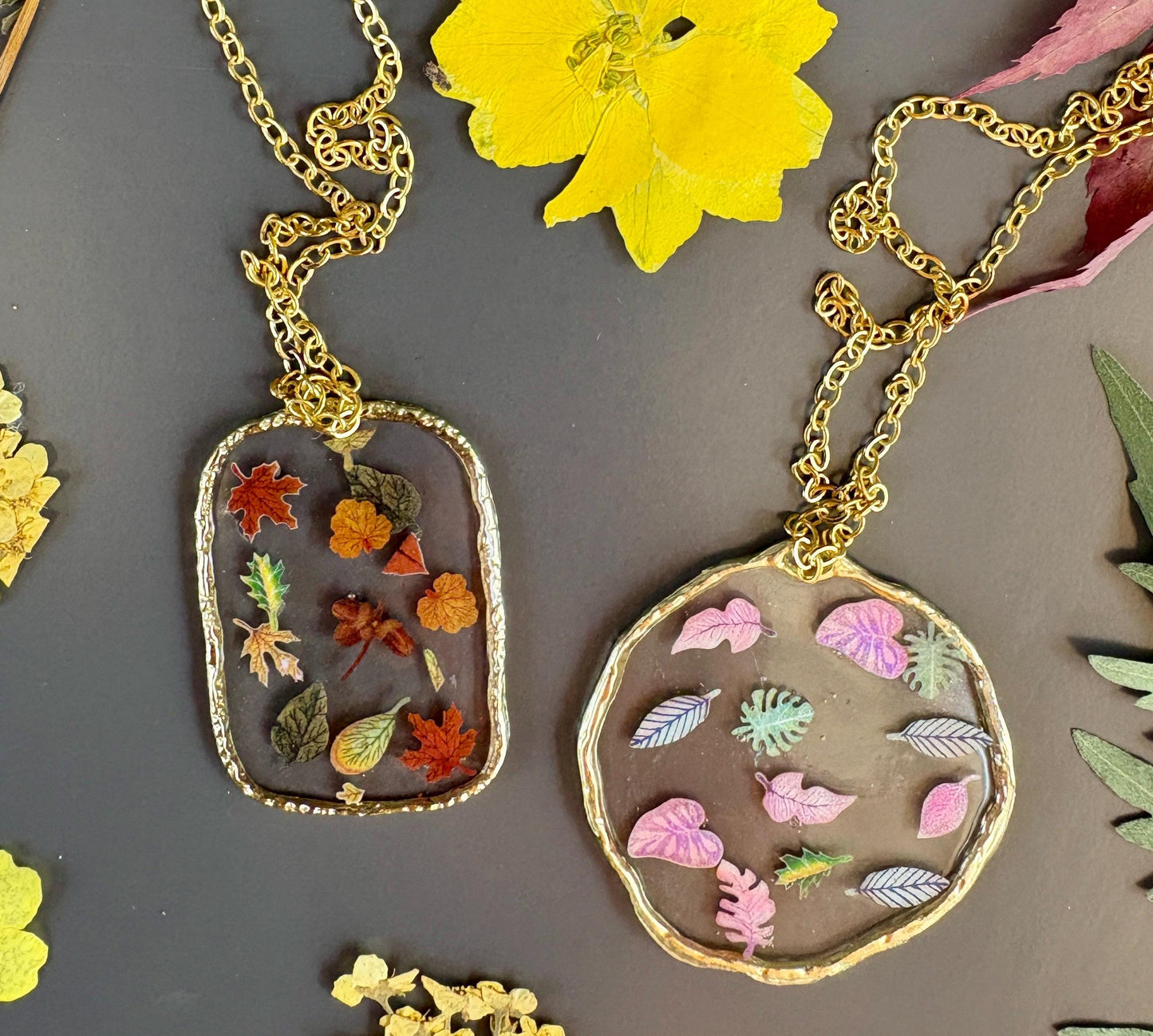 Real Pressed Fall Leaf Resin Necklace - Gold Autumn Bright Colorful Botanical Pendant Jewelry Necklaces Consecrated Jewelry Co.