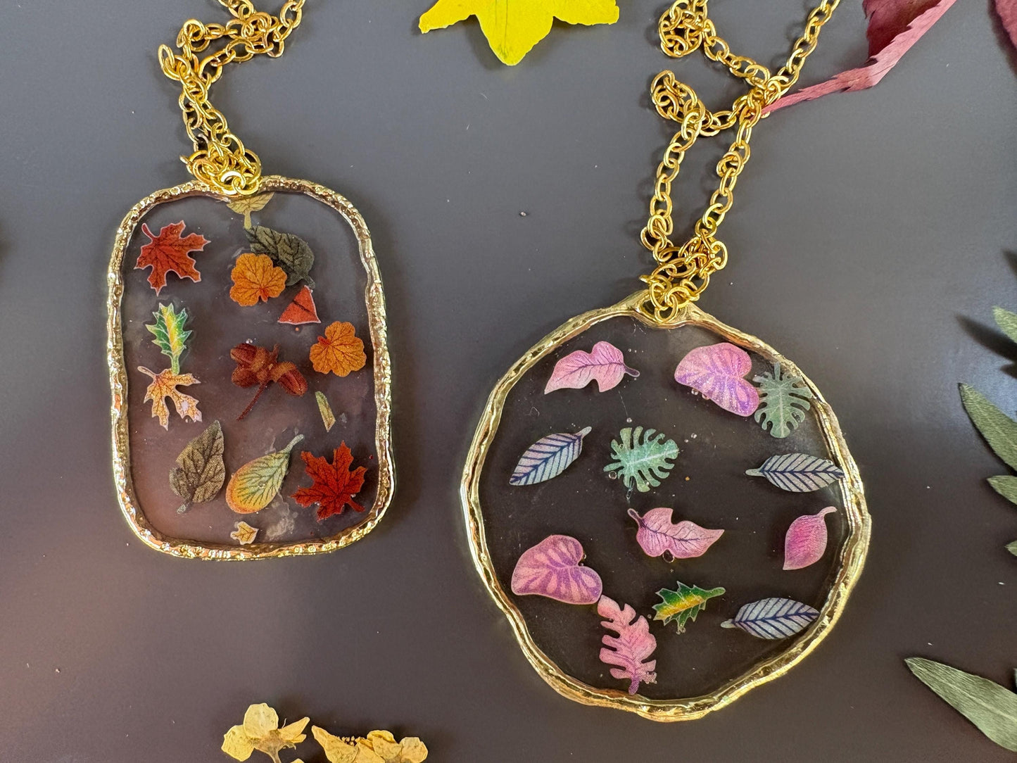 Real Pressed Fall Leaf Resin Necklace - Gold Autumn Bright Colorful Botanical Pendant Jewelry Necklaces Consecrated Jewelry Co.