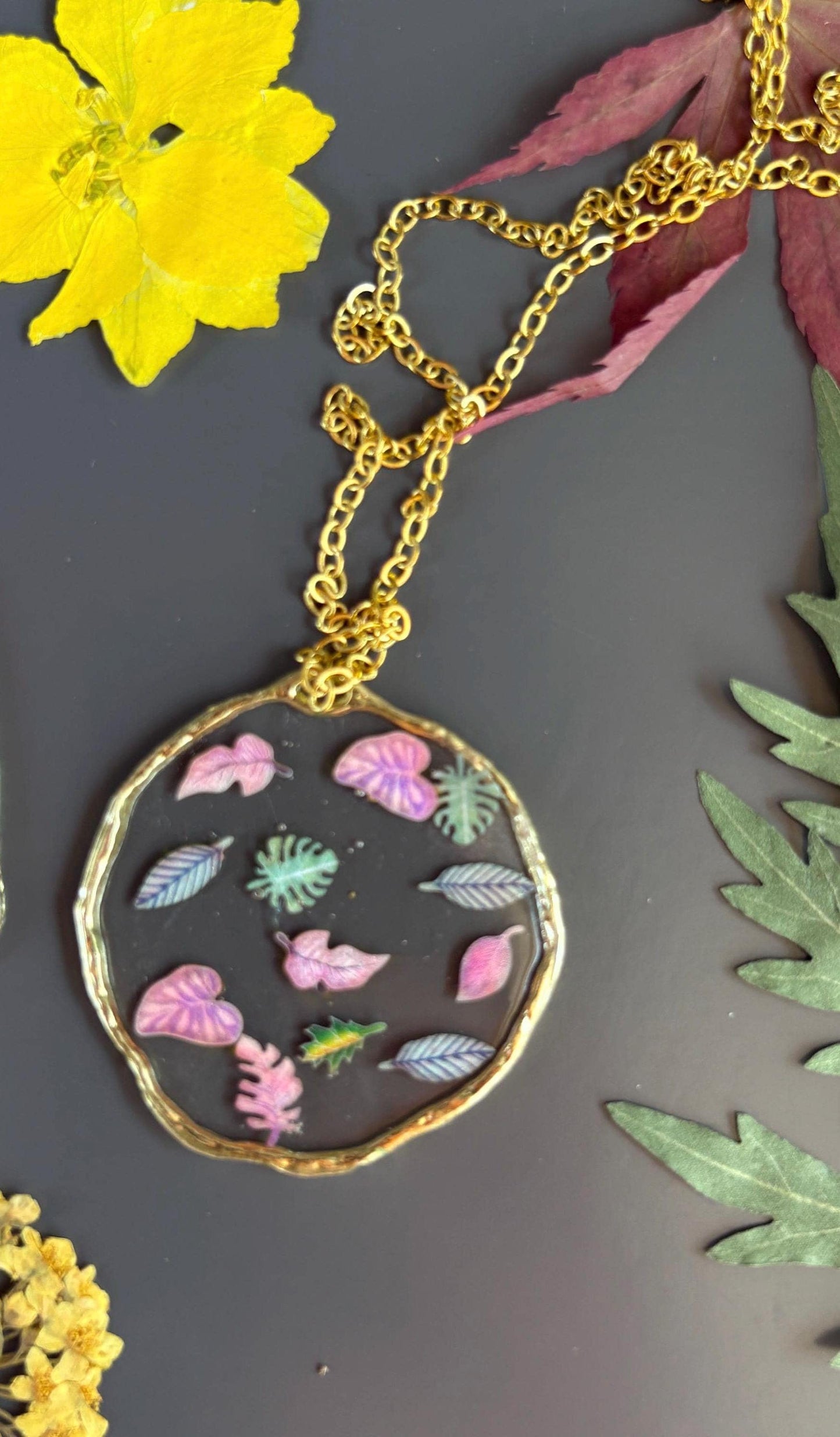 Real Pressed Fall Leaf Resin Necklace - Gold Autumn Bright Colorful Botanical Pendant Jewelry Necklaces Consecrated Jewelry Co.