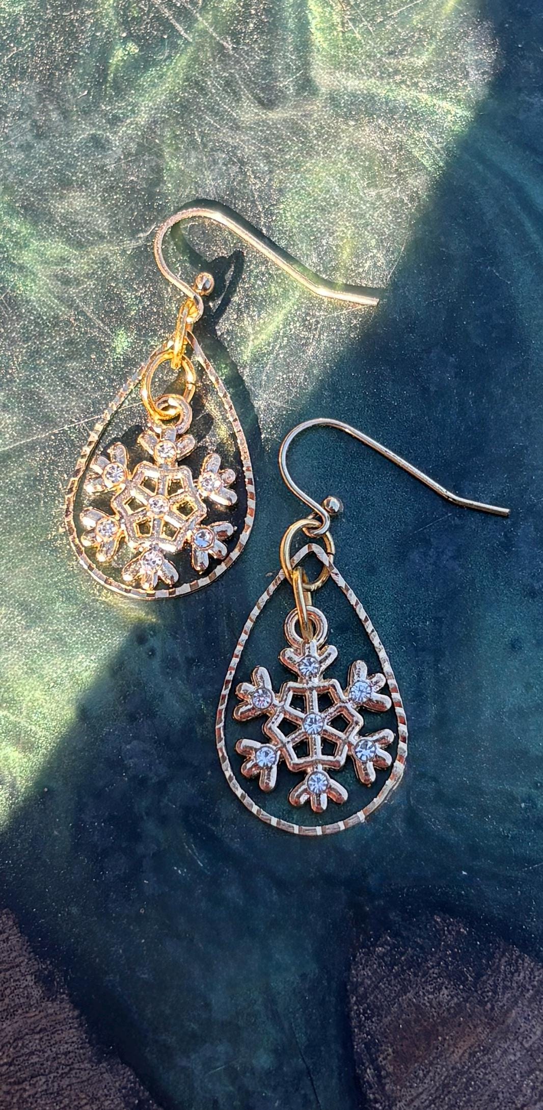 Gold Leaf Pendant Necklace | Diamond Frame Clear Resin Earrings Consecrated Jewelry Co.