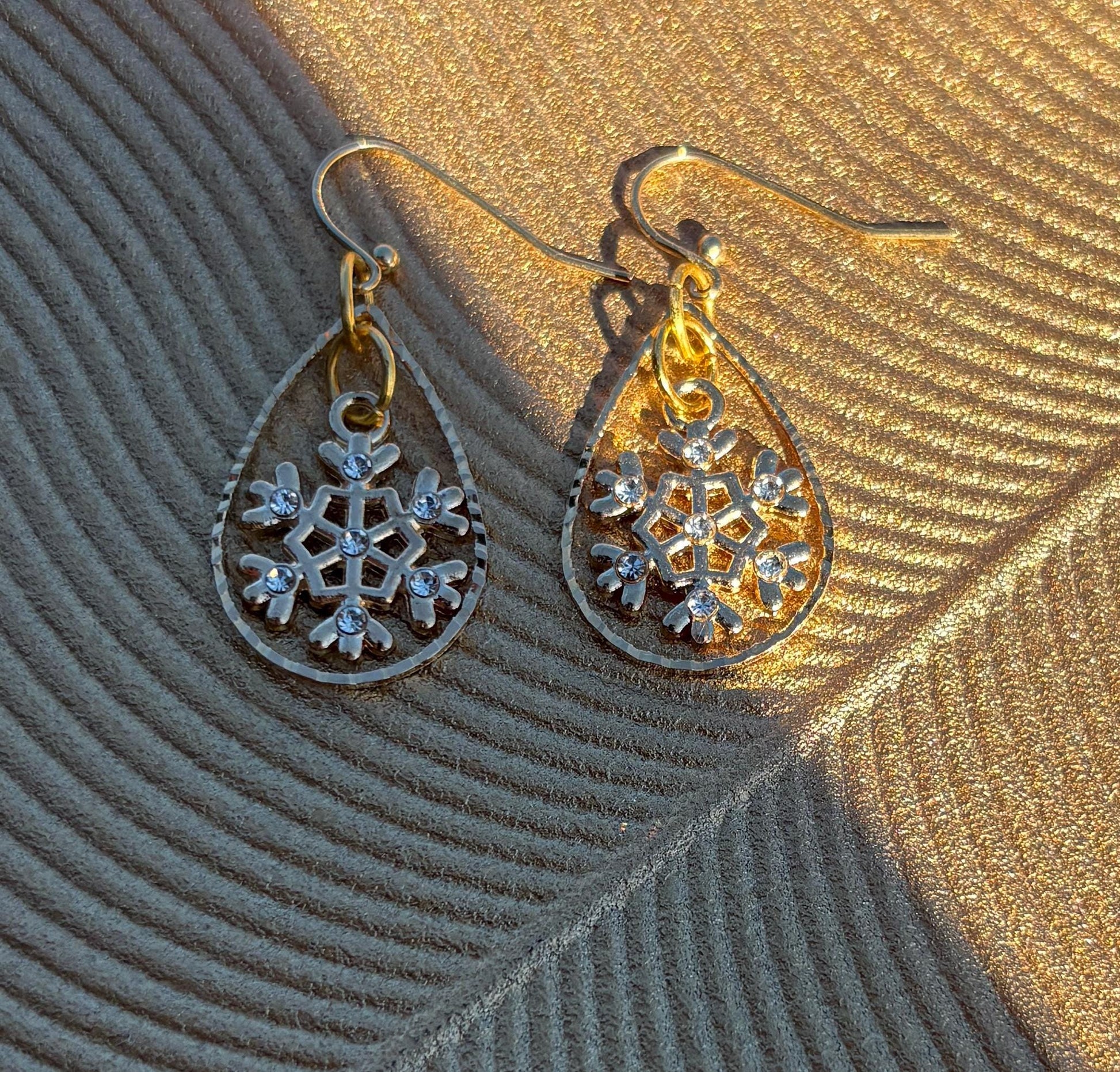 Gold Leaf Pendant Necklace | Diamond Frame Clear Resin Earrings Consecrated Jewelry Co.