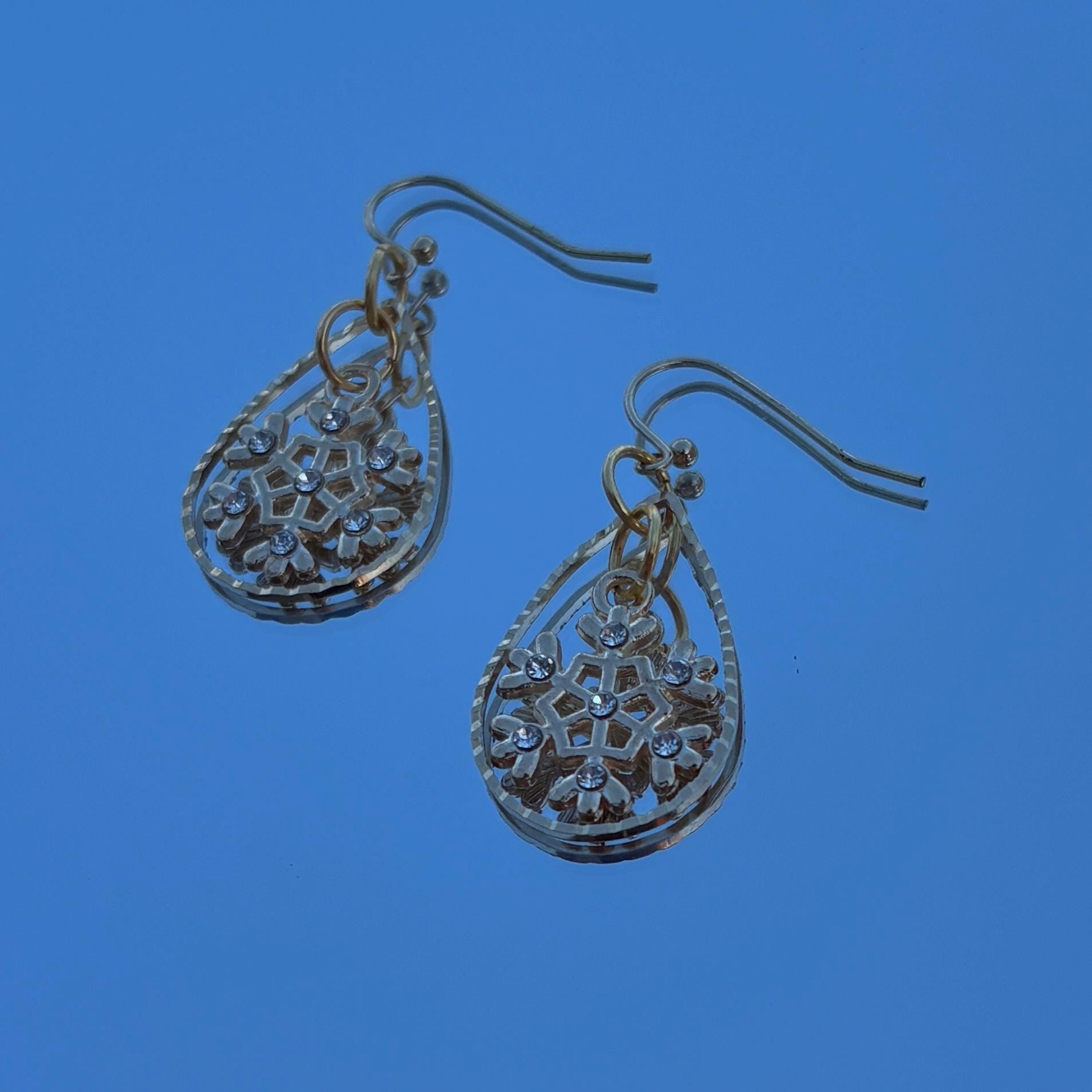 Gold Leaf Pendant Necklace | Diamond Frame Clear Resin Earrings Consecrated Jewelry Co.