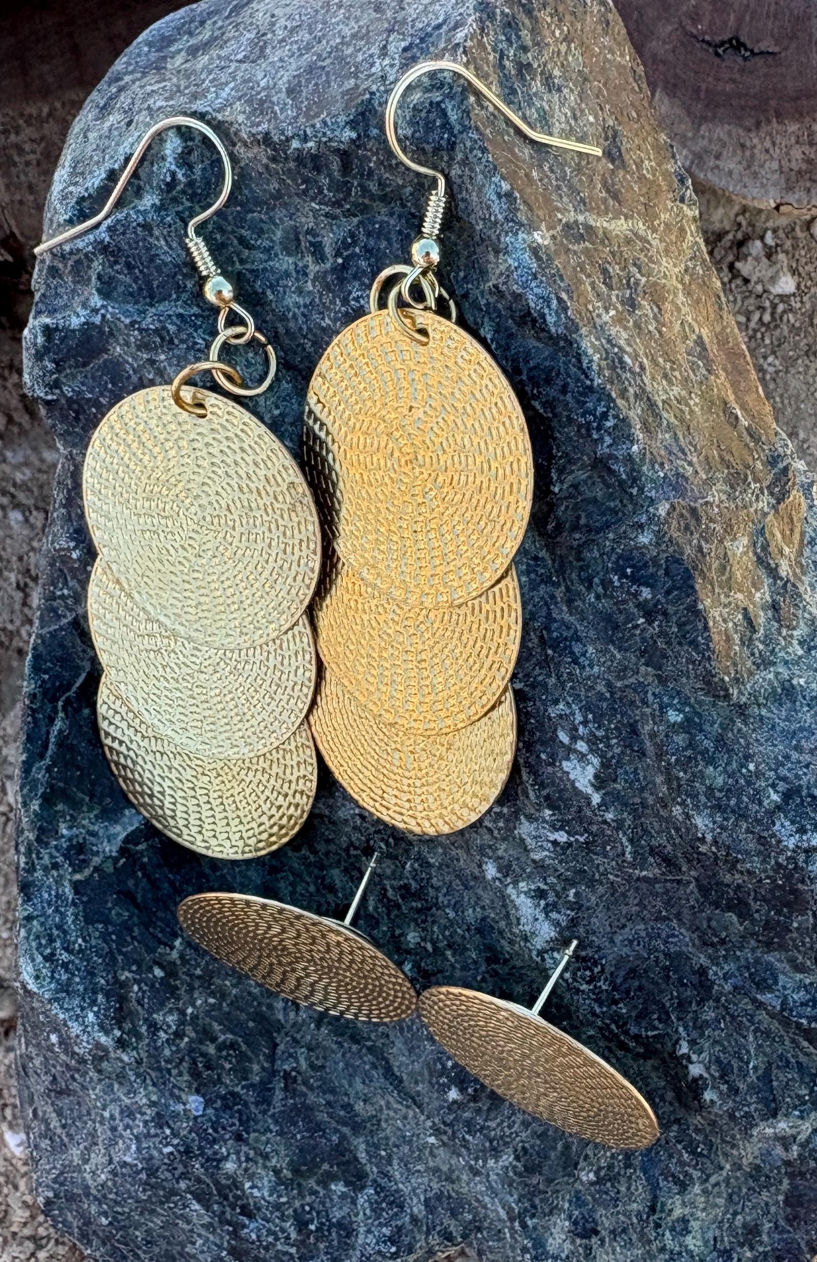 Gold Circle Dangle & Stud Earrings | Hammered Coin Set Earrings Consecrated Jewelry Co.