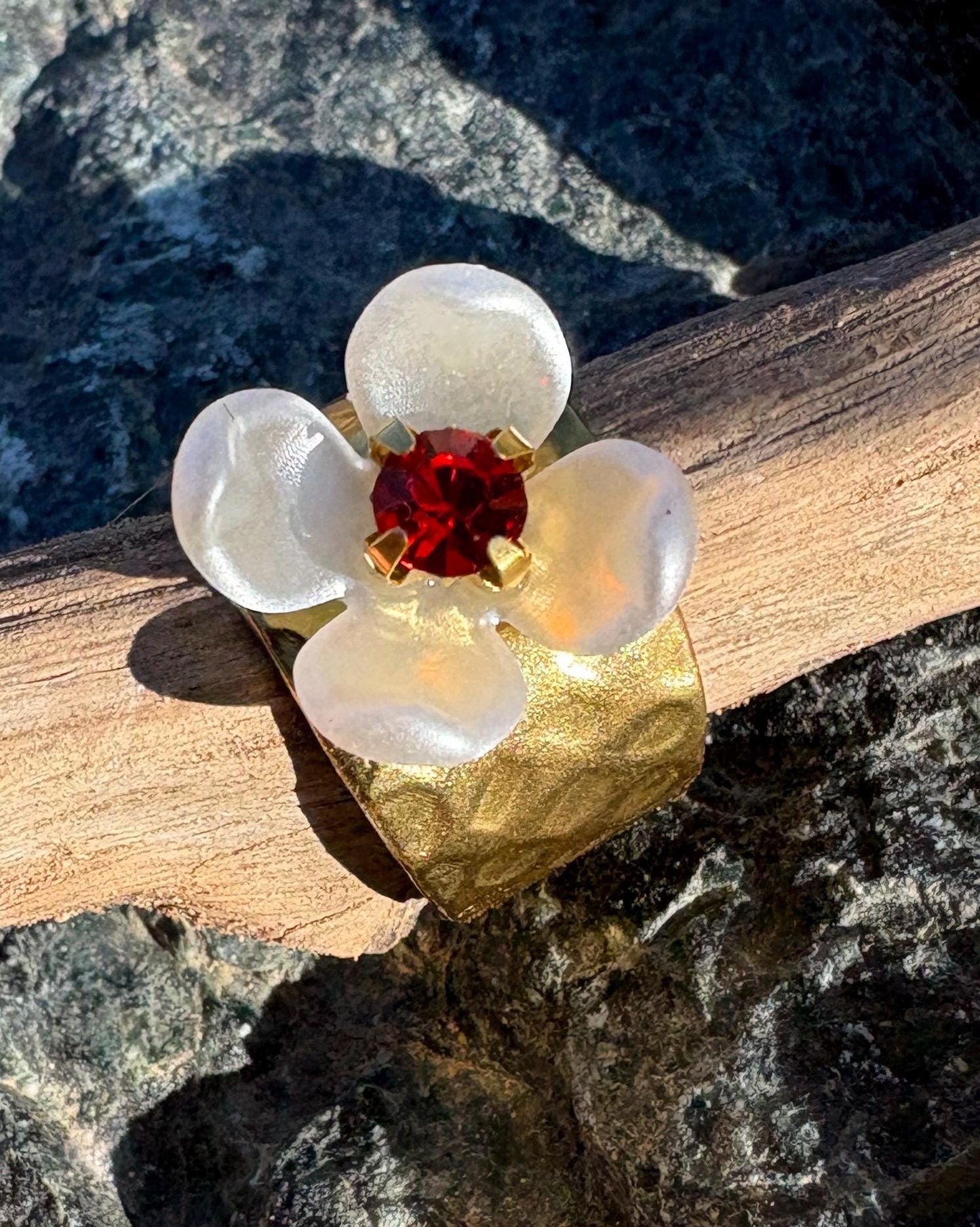 Gold Hammered Ring | White Flower & Red Gemstone Rings Consecrated Jewelry Co.