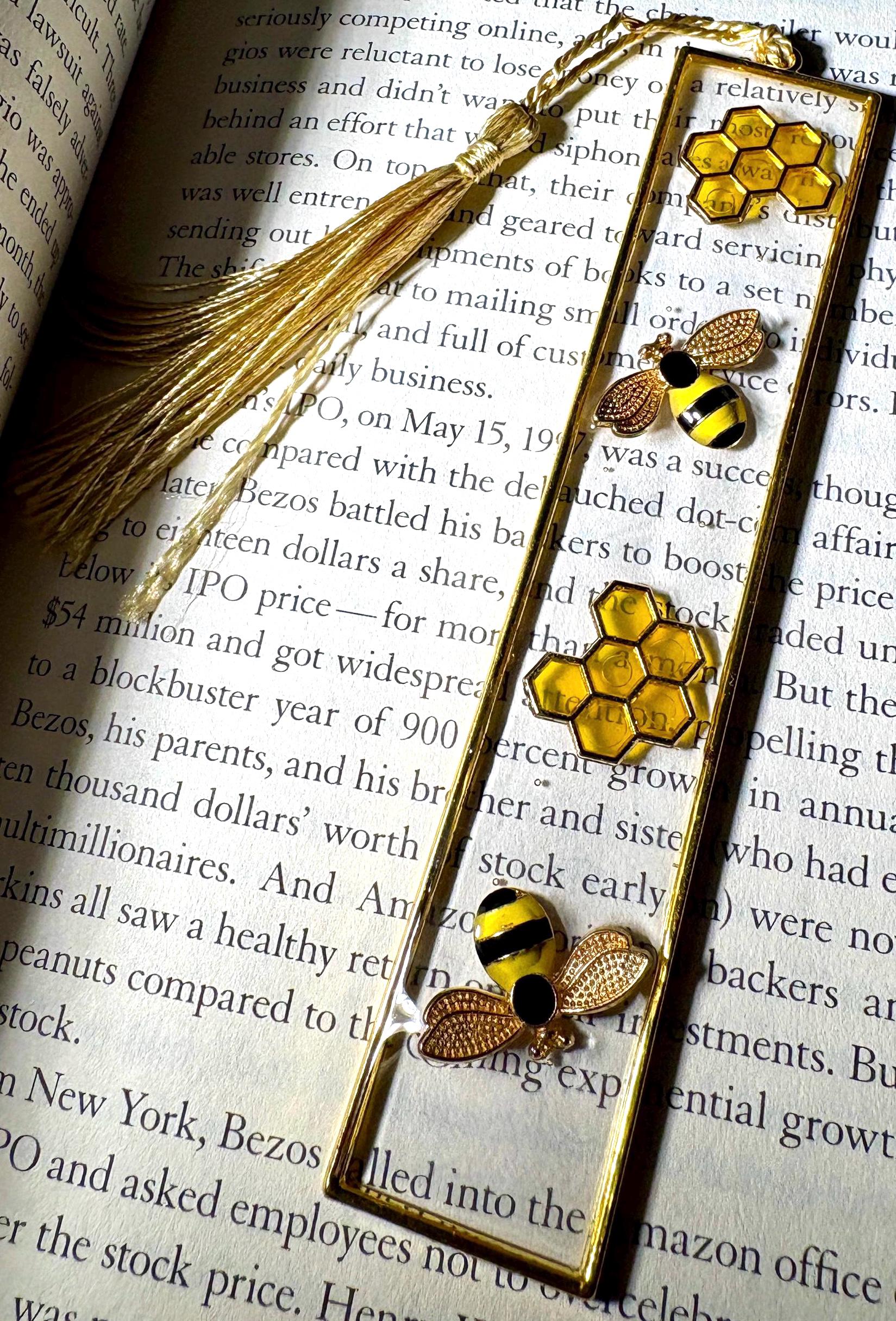 Bumble Bee & Honeycomb Resin Bookmark | Insect Lover Gift Bookmarks Consecrated Jewelry Co.