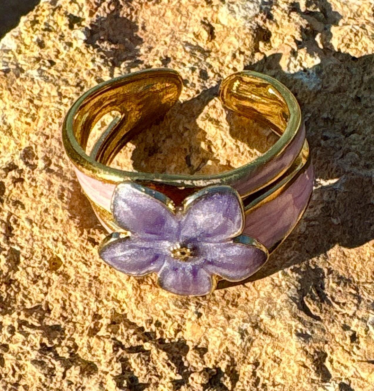 Gold Purple Flower Ring | Pink & Gold Wavy Band Rings Consecrated Jewelry Co.