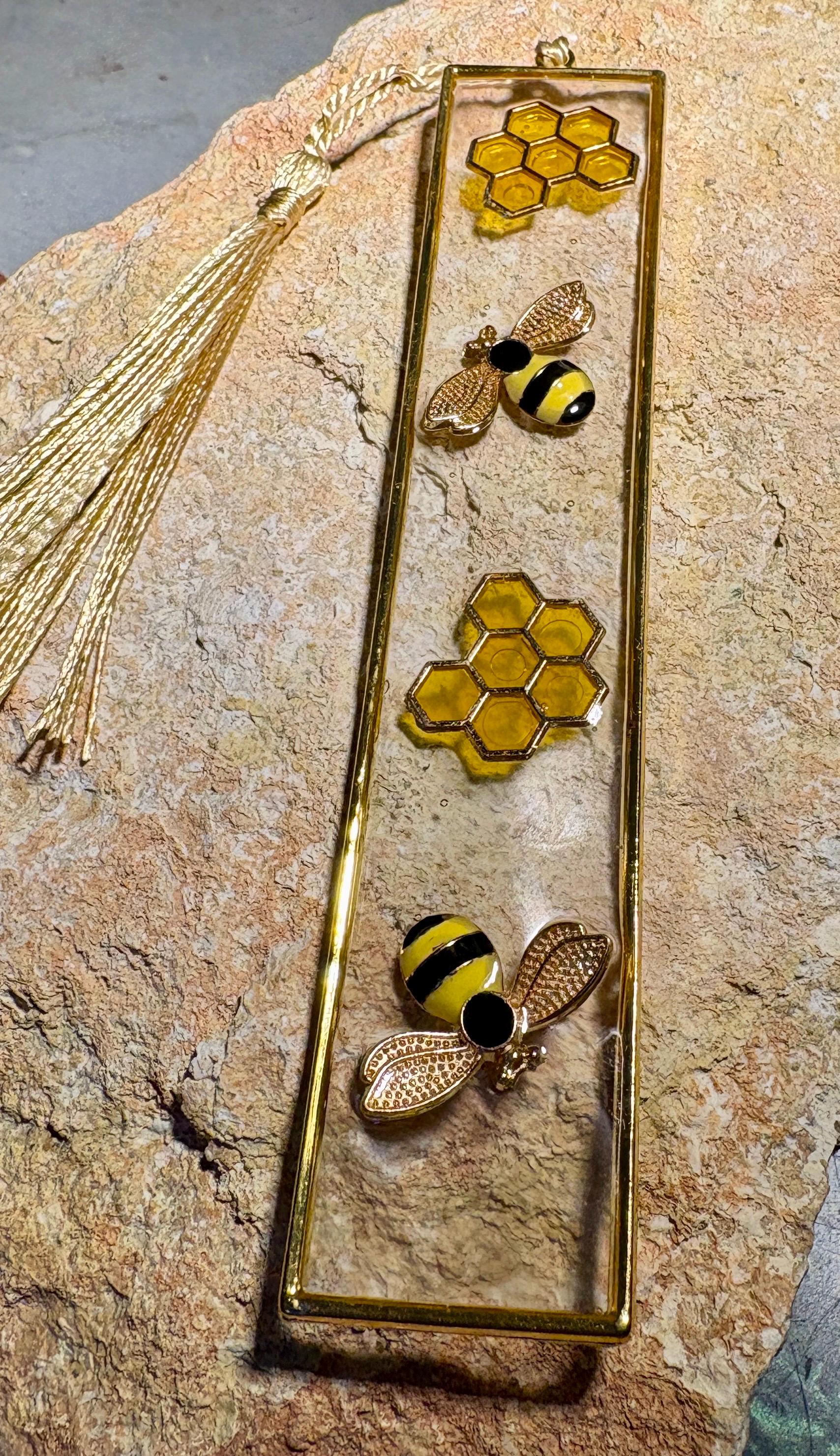 Bumble Bee & Honeycomb Resin Bookmark | Insect Lover Gift Bookmarks Consecrated Jewelry Co.