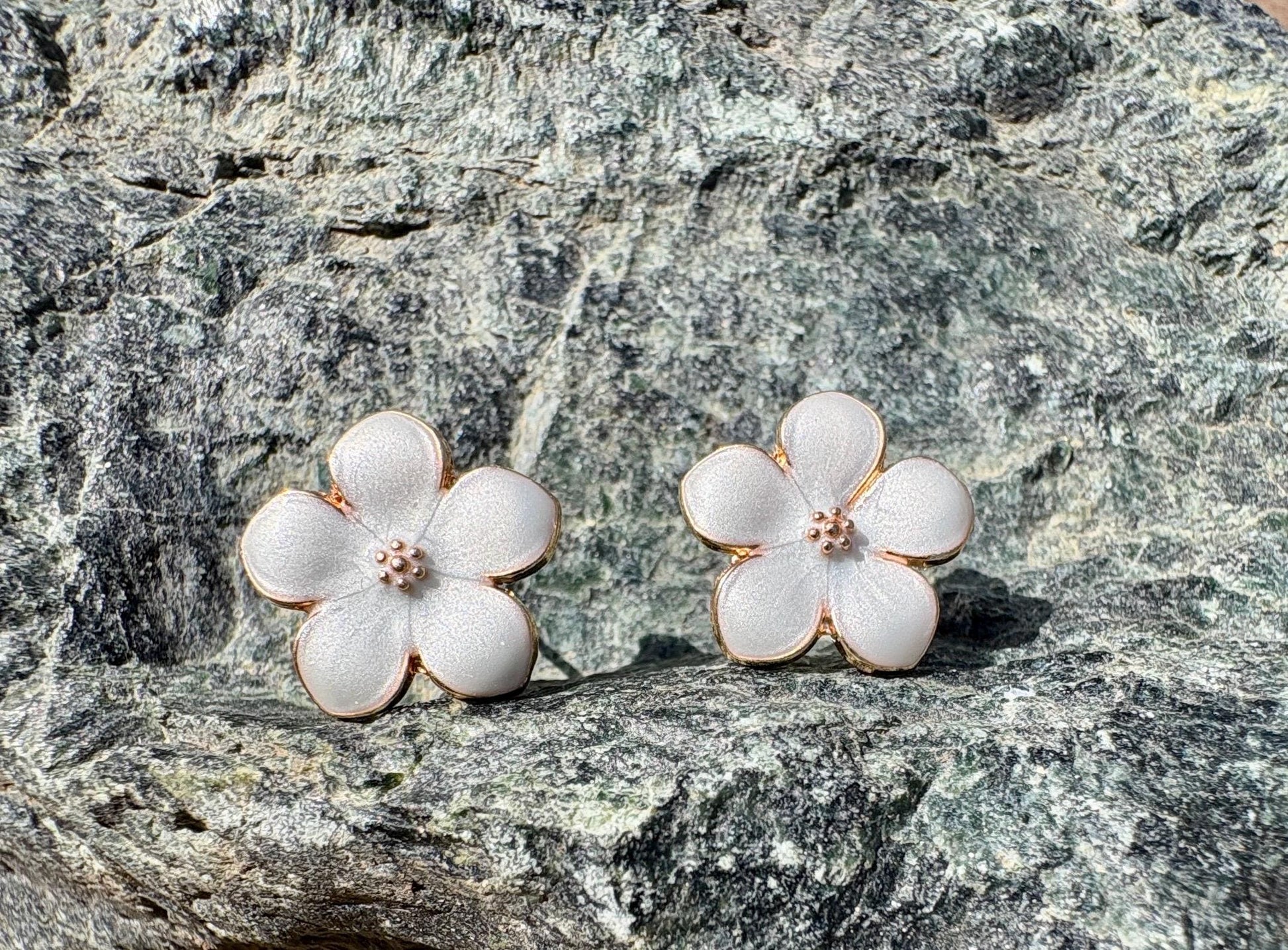 White Enamel Gold Flower Stud Earrings | Consecrated Jewelry Co. Earrings Consecrated Jewelry Co.