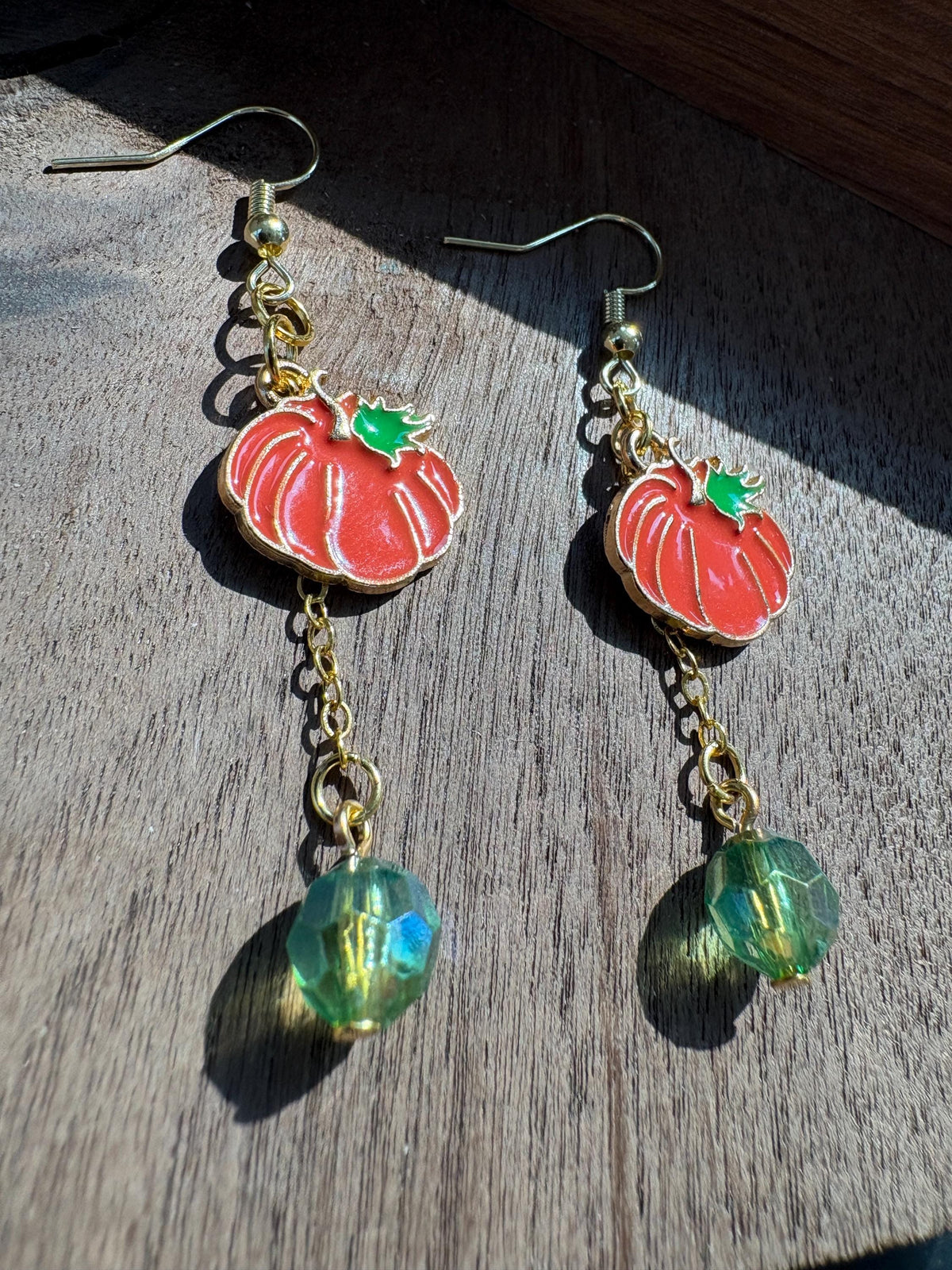 Pumpkin Earrings, Fall Dangle Earrings, Iridescent Beaded Autumn Jewelry, Orange Pumpkin Earrings, Thanksgiving Gift for Her