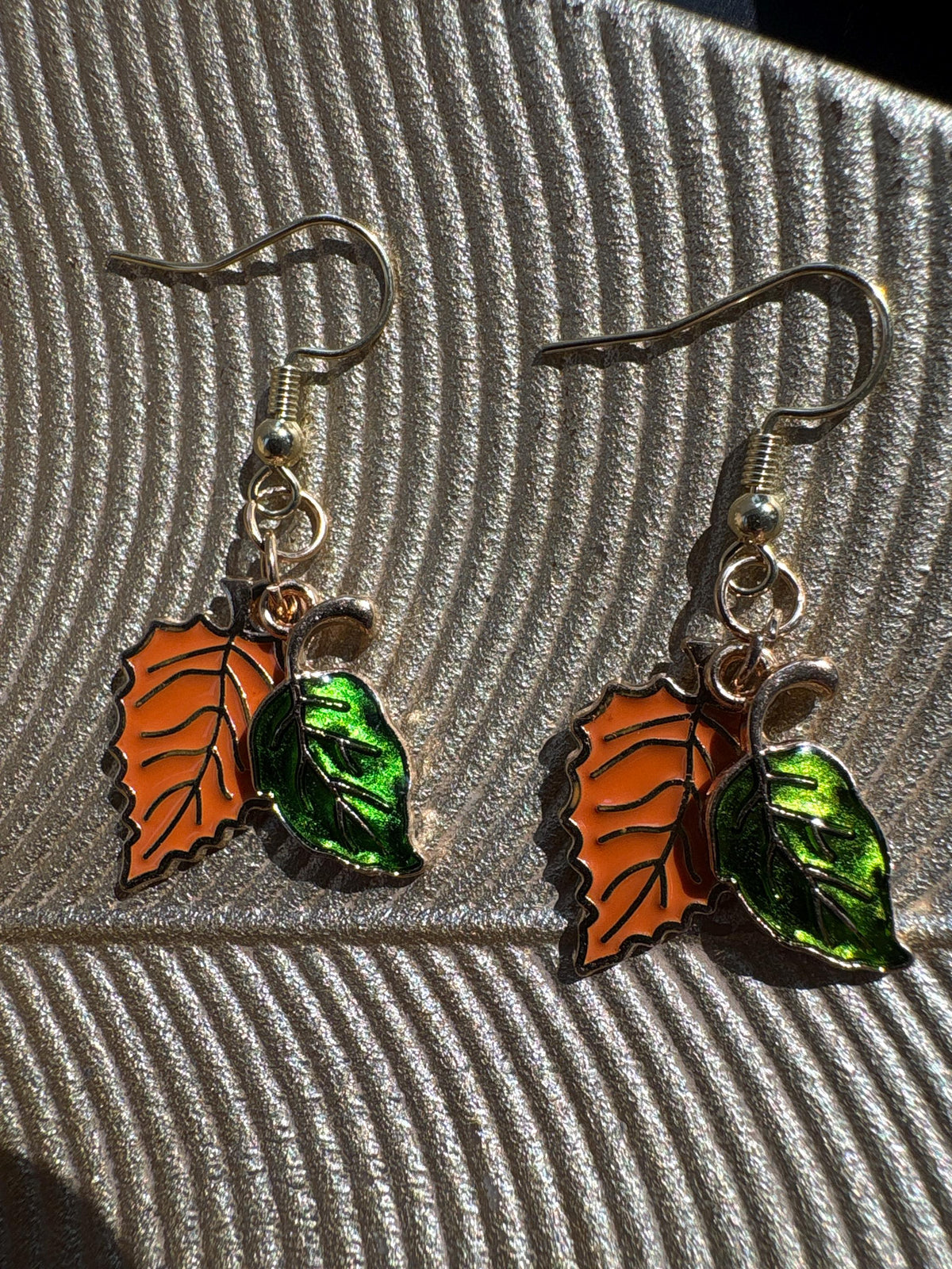 Fall Leaf Earrings, Orange Green Leaf Dangle Earrings, Autumn Jewelry, Thanksgiving Earrings, Nature Lover Gift for Her