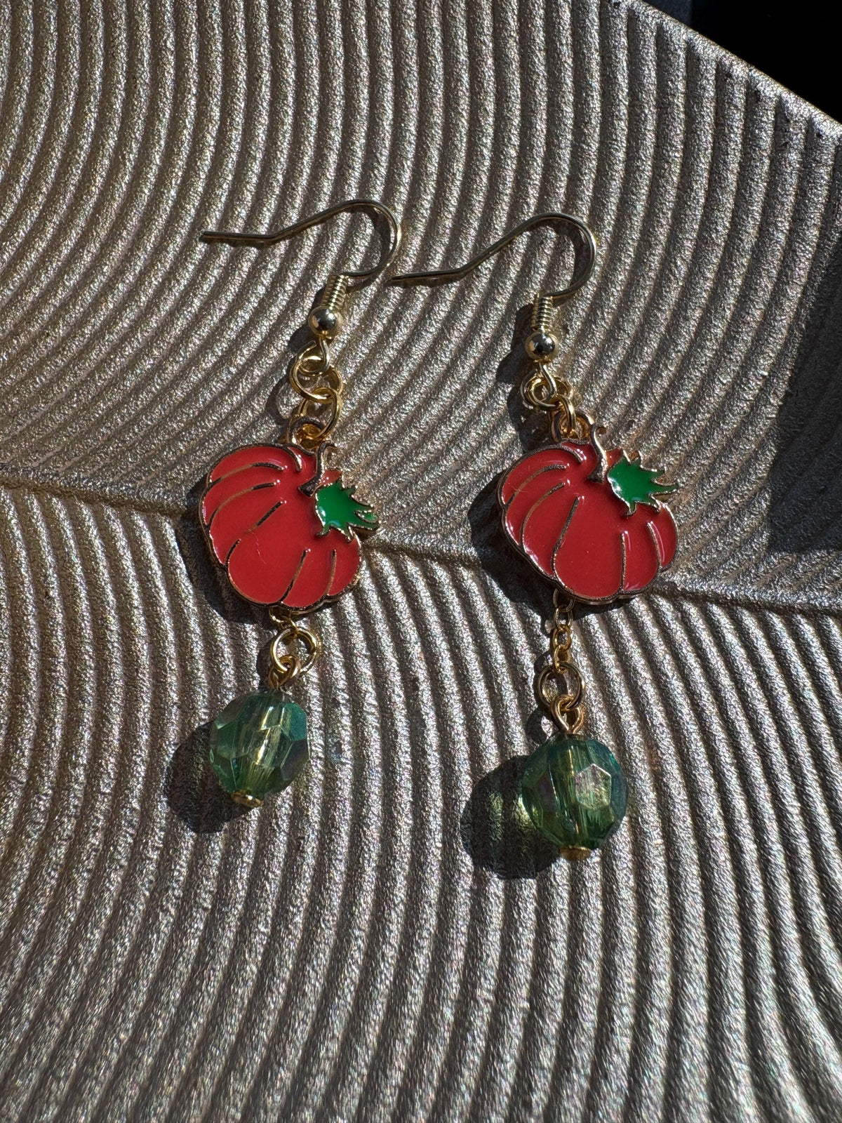 Pumpkin Earrings, Fall Dangle Earrings, Iridescent Beaded Autumn Jewelry, Orange Pumpkin Earrings, Thanksgiving Gift for Her