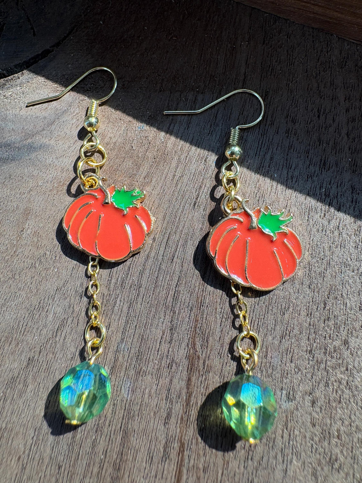 Pumpkin Earrings, Fall Dangle Earrings, Iridescent Beaded Autumn Jewelry, Orange Pumpkin Earrings, Thanksgiving Gift for Her